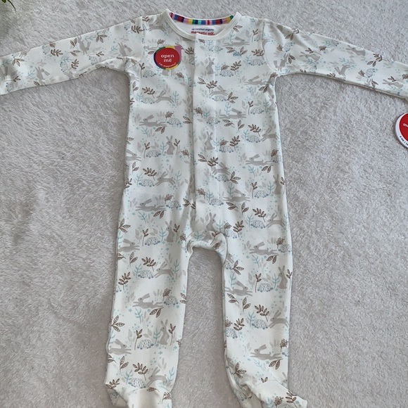 NWT Magnetic Me Meadow Rabbits Cream and Brown Footie 6-9M Hare & Tortoise - Picture 4 of 9